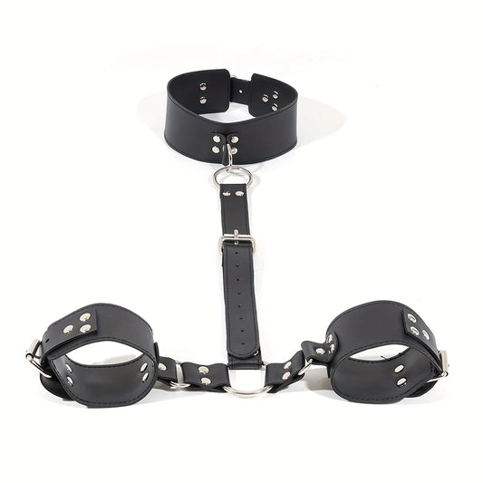 Collier BDSM avec Menottes
